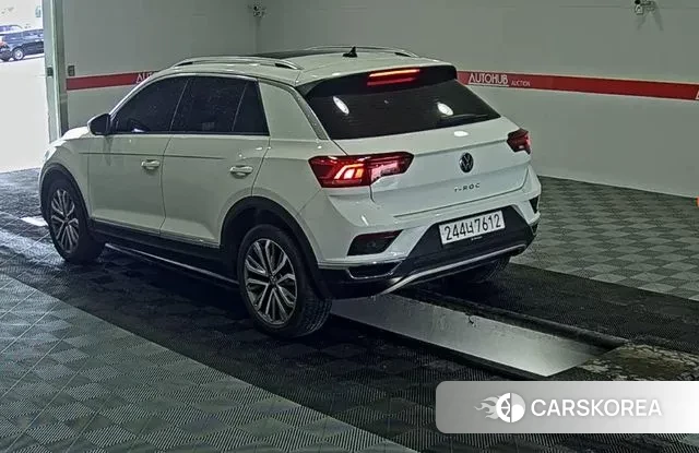 Volkswagen T-Roc 2021 Черный из Кореи, фото 4