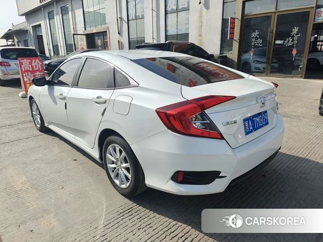 Honda Civic 2018 Белый из Китая, фото 4