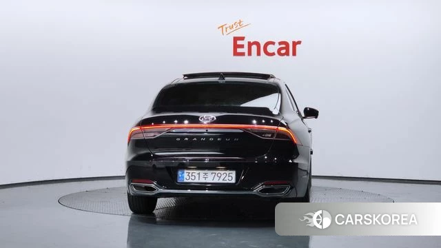 Hyundai The New Grandeur IG Hybrid id 4293174 из Кореи 30