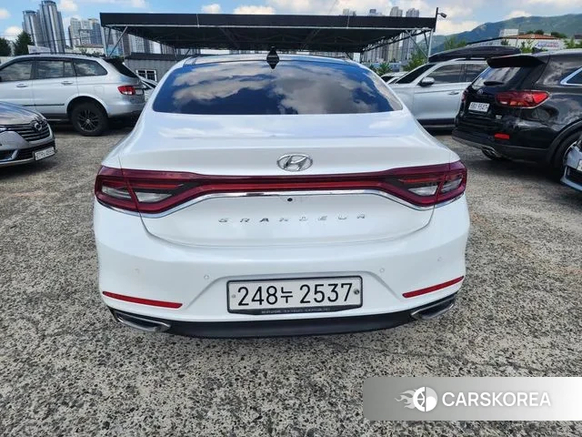 Hyundai Grandeur IG id 3647309 из Кореи 14