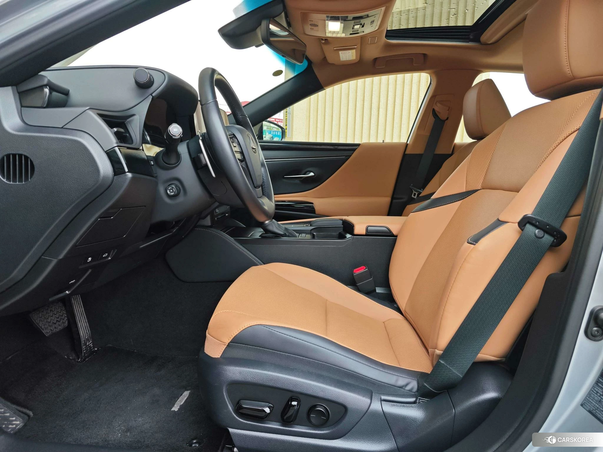 Lexus ES 2021 Серебристо-серый из Китая, фото 4