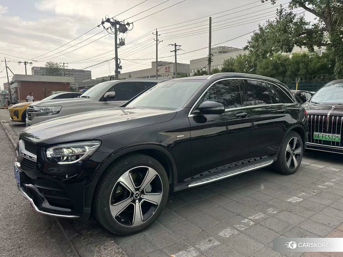 Mercedes-Benz GLC 2021 Черный из Китая, фото 4