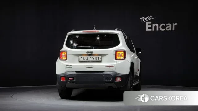 Jeep Renegade id 3469759 из Кореи 14