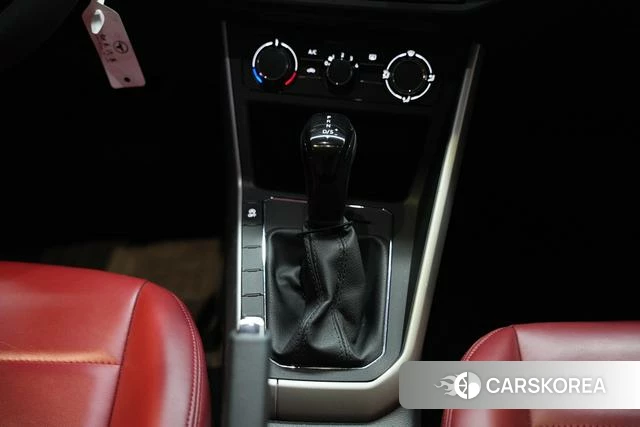 Volkswagen Polo id 4258641 из Китая 18