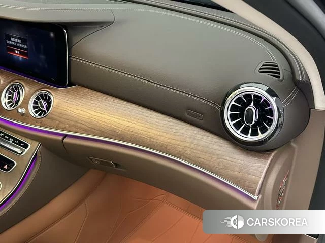 Mercedes-Benz E-class id 4256866 из Китая 28