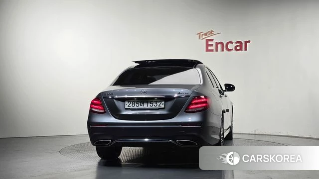 Mercedes-Benz E-Class W213 id 4717552 из Кореи 26