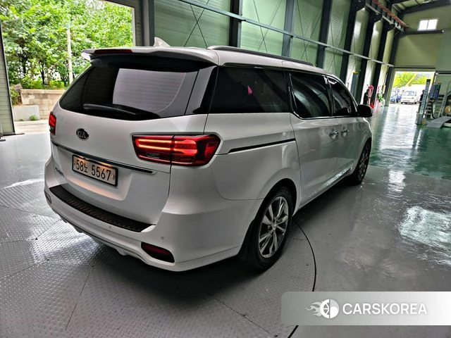 Kia The New Carnival id 4568747 из Кореи 14