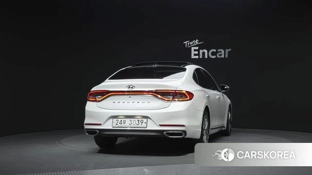 Hyundai Grandeur IG id 3886608 из Кореи 14