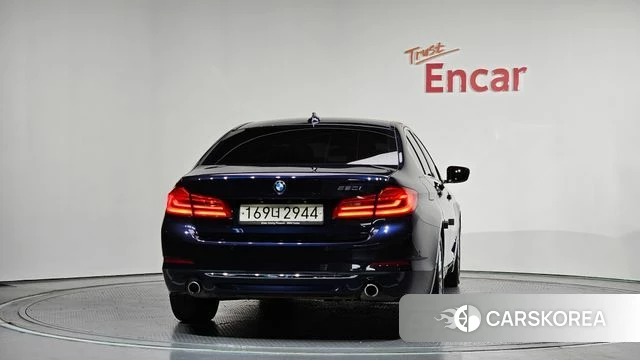 BMW 5 Series (G30) id 4389939 из Кореи 25