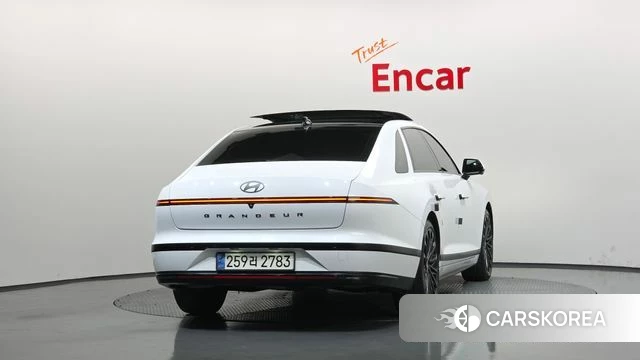 Hyundai Grandeur (GN7) id 4267220 из Кореи 33