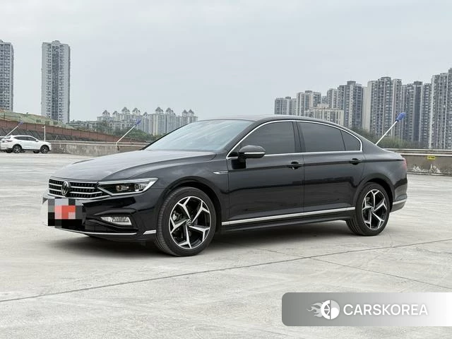 Volkswagen Magotan 2024 Черный из Китая, фото 4