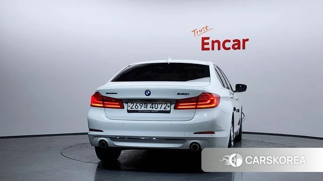 BMW 5 Series (G30) id 3808261 из Кореи 14