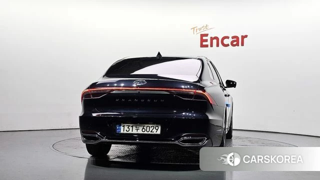Hyundai The New Grandeur IG Hybrid id 4855569 из Кореи 29