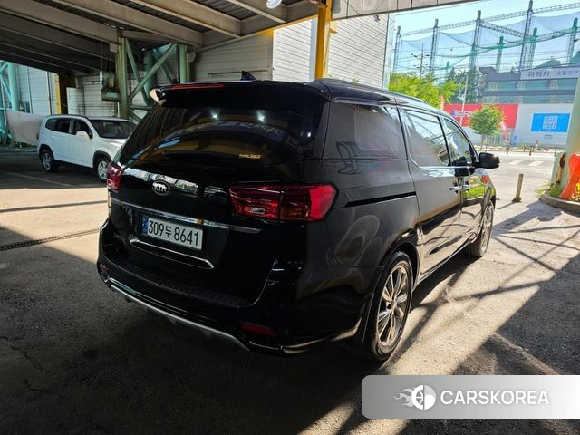Kia The New Carnival id 4610233 из Кореи 14