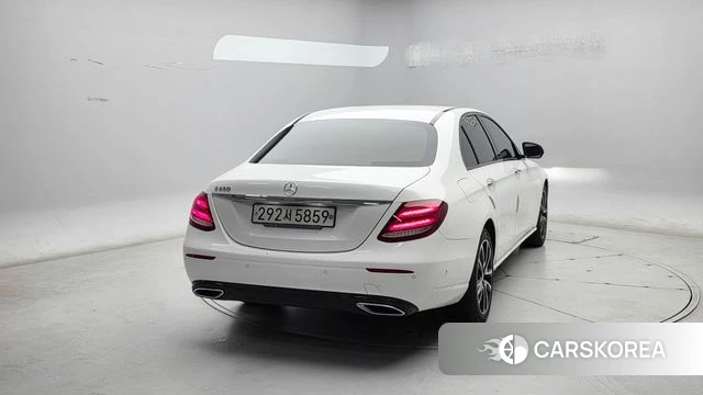 Mercedes-Benz E-Class W213 id 4203254 из Кореи 14