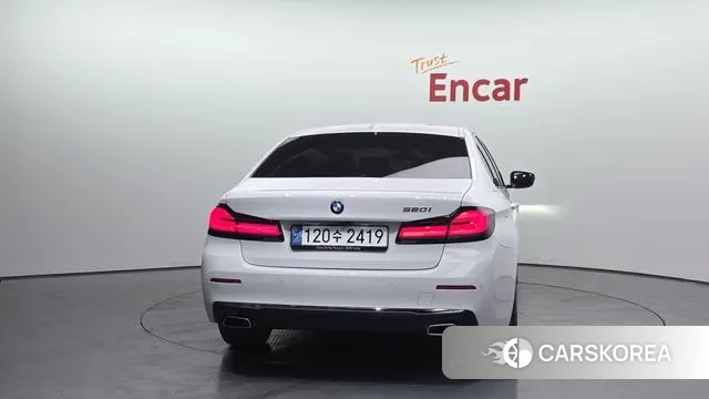 BMW 5 Series (G30) id 3596655 из Кореи 14