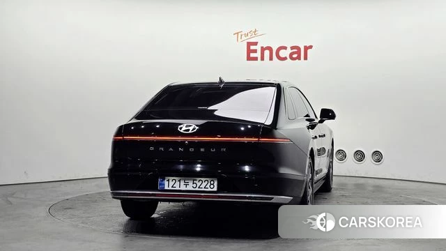 Hyundai Grandeur Hybrid (GN7) id 3805250 из Кореи 14