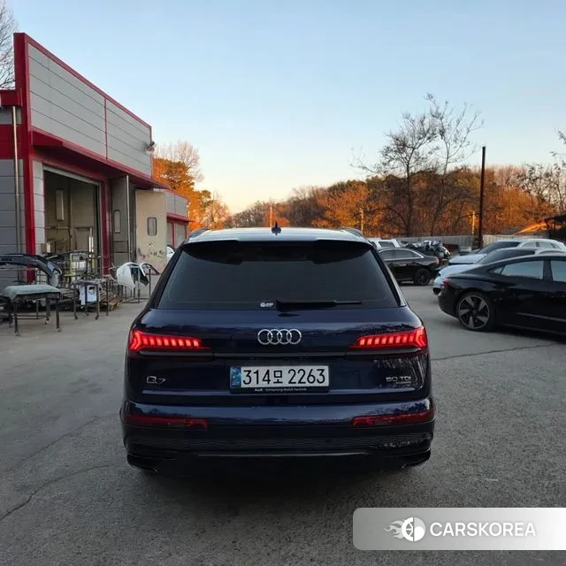 Audi Q7 (4M) id 3696291 из Кореи 14
