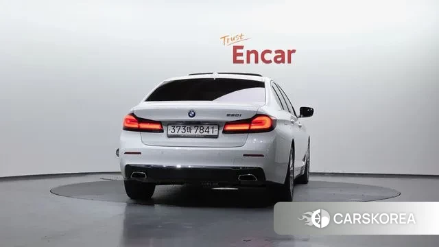 BMW 5 Series (G30) id 3448868 из Кореи 14