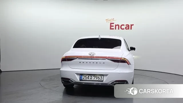 Hyundai The New Grandeur IG Hybrid id 3479217 из Кореи 14