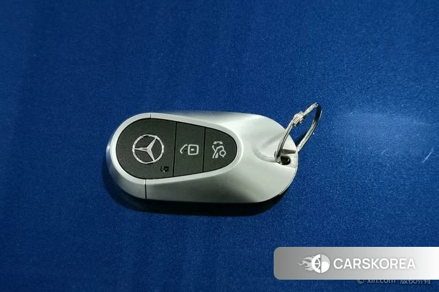 Mercedes-Benz Class C id 4335951 из Китая 18