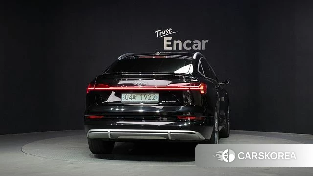 Audi e-Tron id 4550348 из Кореи 27