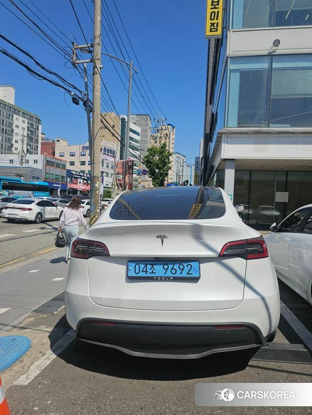 Tesla Model Y 2024 Белый из Кореи, фото 4
