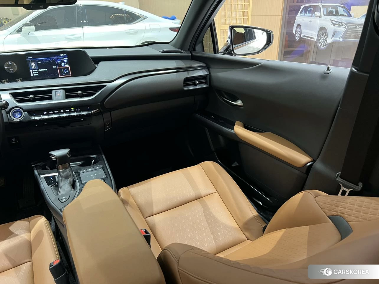 Lexus UX id 4413528 из Китая 11
