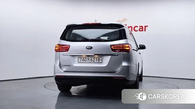 Kia The New Carnival id 3772473 из Кореи 14