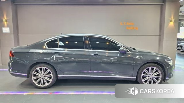 Volkswagen Passat GT (B8) id 4318073 из Кореи 14