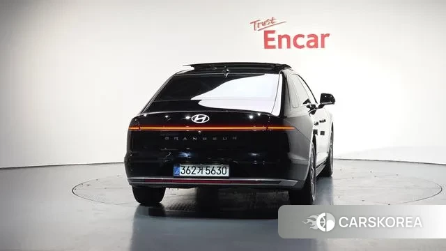 Hyundai Grandeur (GN7) id 3426129 из Кореи 14