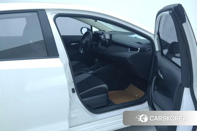 Toyota Corolla id 4220681 из Китая 11