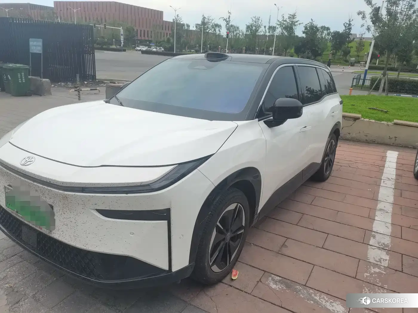 Toyota bZ3X 2025 Белый из Китая, фото 4