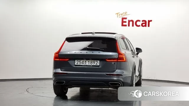 Volvo V60 Cross-Country 2nd Generation id 3350713 из Кореи 14