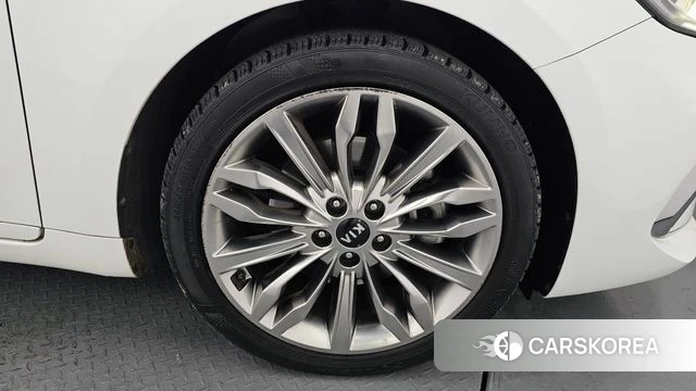 Kia K7 Premier id 3795547 из Кореи 14