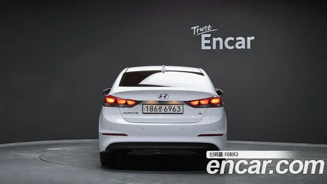 Hyundai Avante AD id 2433649 из Кореи 14