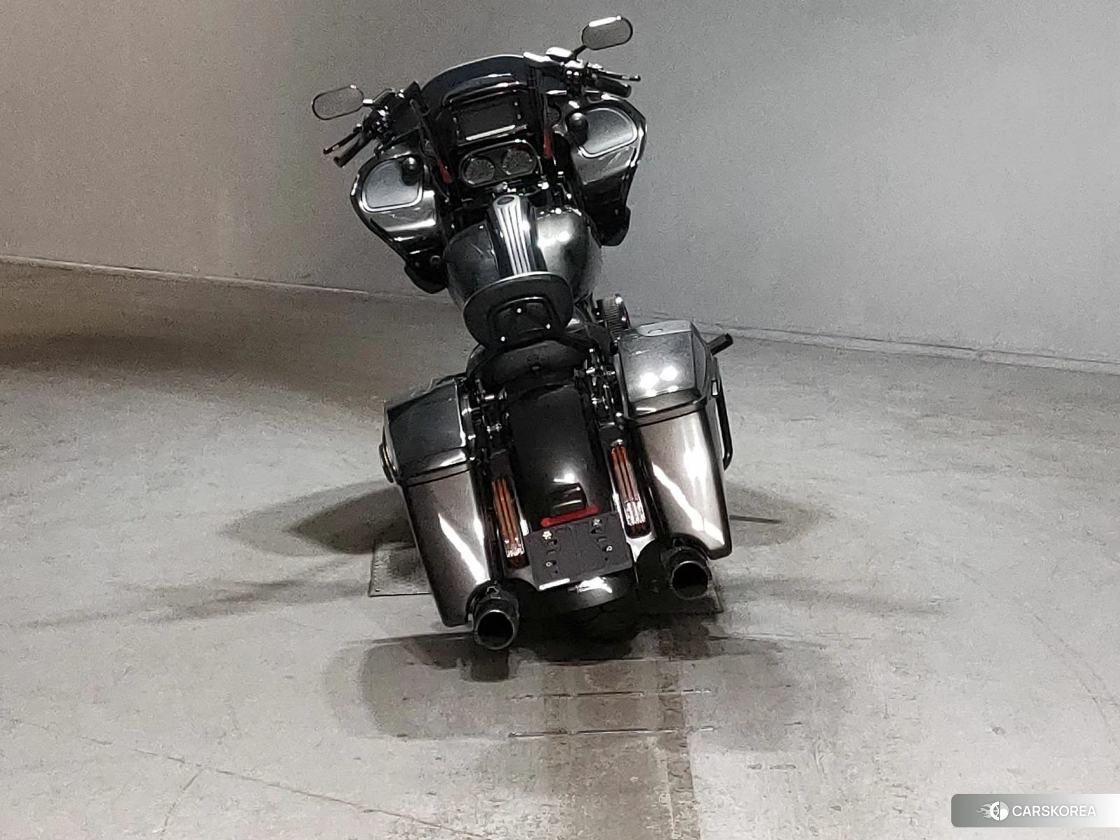 Проданный Harley-Davidson Road Glide FLTRXSE1920CVO 2018 из Японии, фото 5