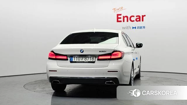 BMW 5 Series (G30) id 4402583 из Кореи 24