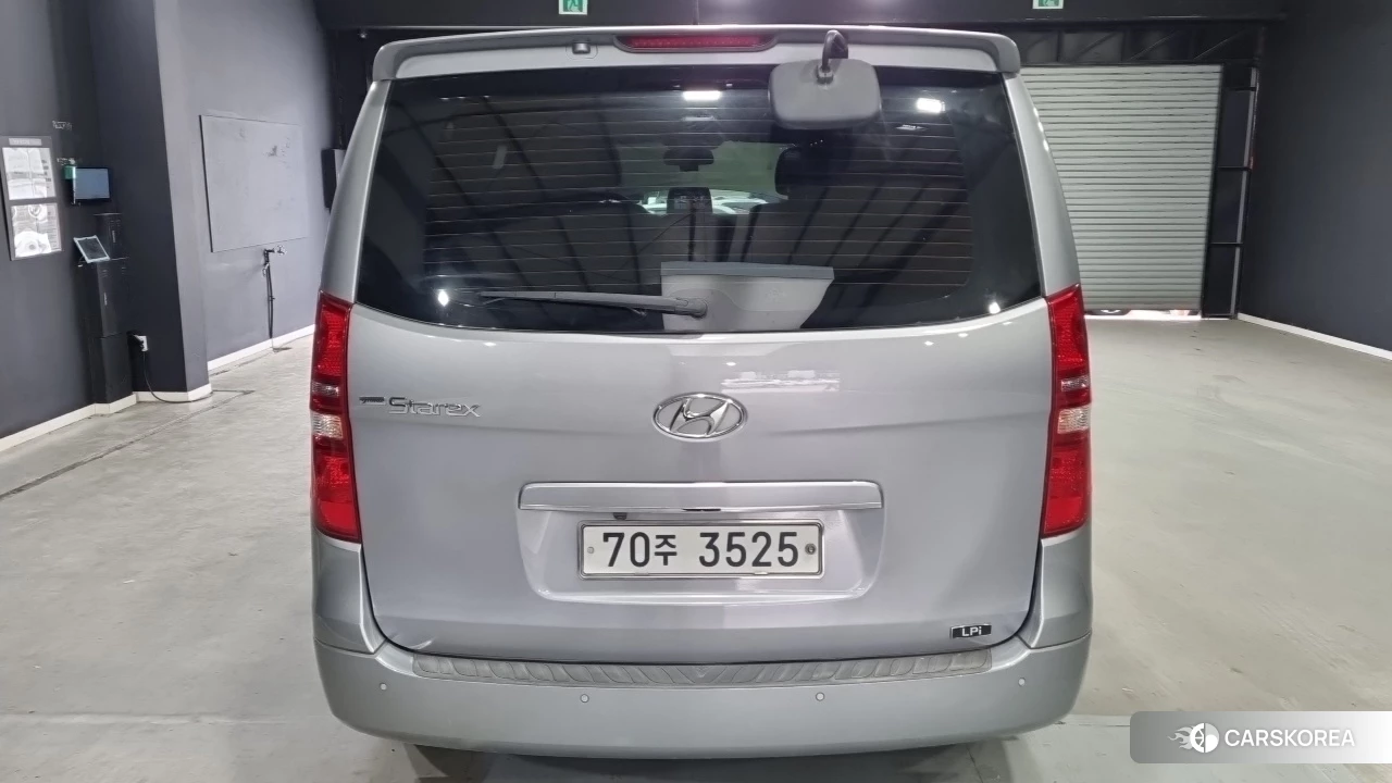 Hyundai The New Grand Starex id 4642371 из Кореи 12