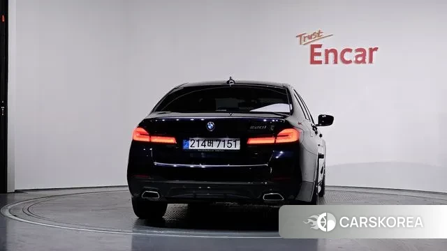 BMW 5 Series (G30) id 3586668 из Кореи 14