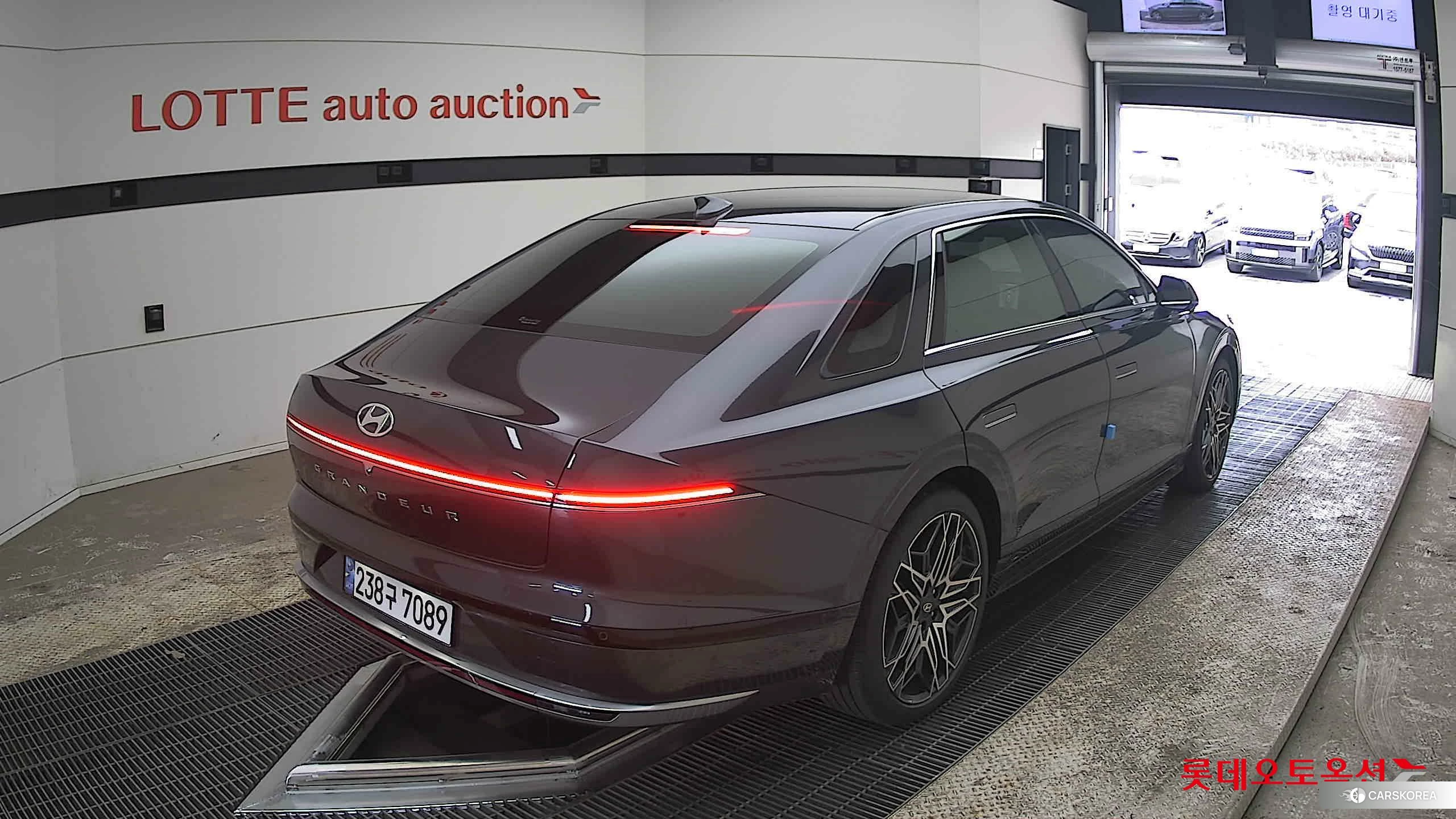 Hyundai Grandeur Hybrid id 3869289 из Кореи 32