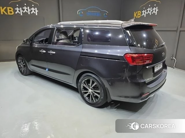 Kia The New Carnival id 4188285 из Кореи 14