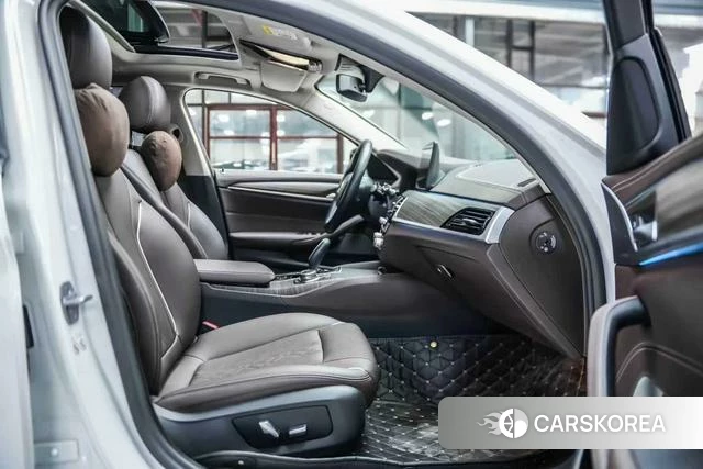 BMW 5 series PHEV 2022 Белый из Китая, фото 6