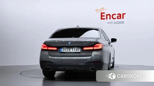 BMW 5 Series (G30) id 3433468 из Кореи 14