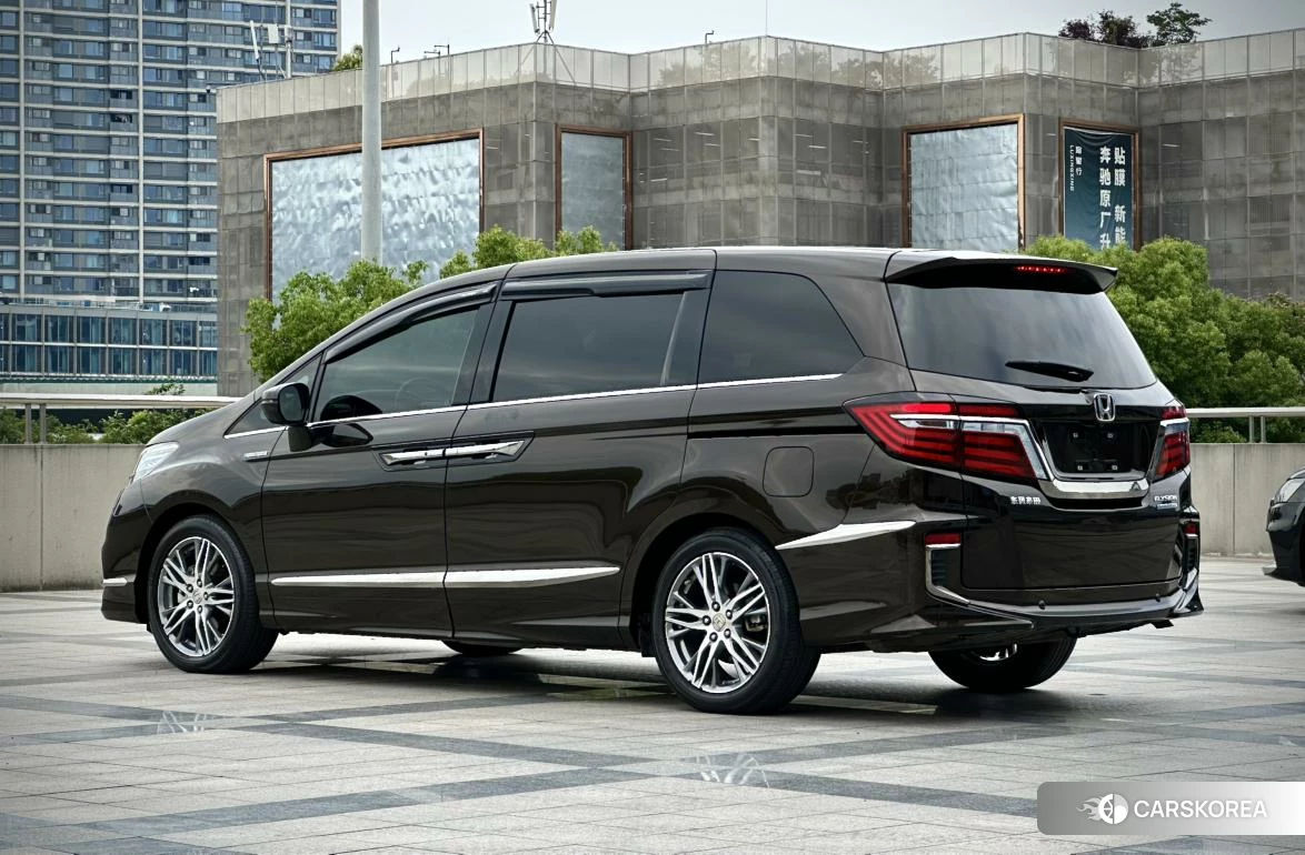 Honda Elysion id 4453701 из Китая 12