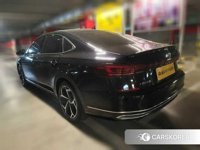Volkswagen Passat 2024 Черный из Китая, фото 4