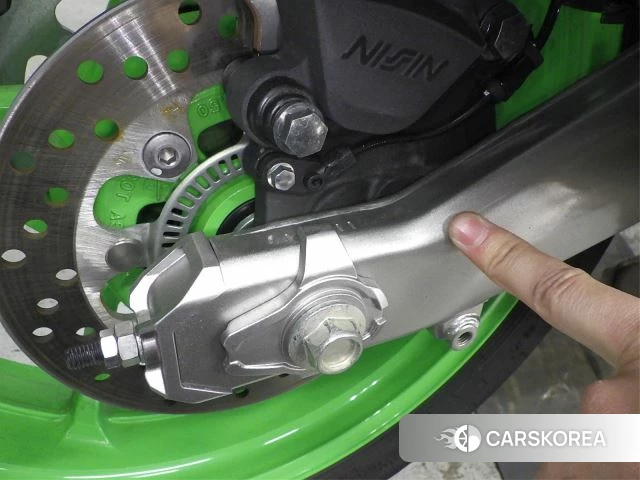 Kawasaki ZX-4RR id 4191968 из Японии 28