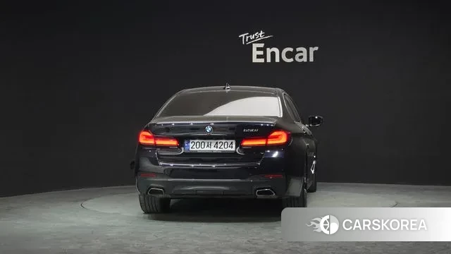 BMW 5 Series (G30) id 3477991 из Кореи 14