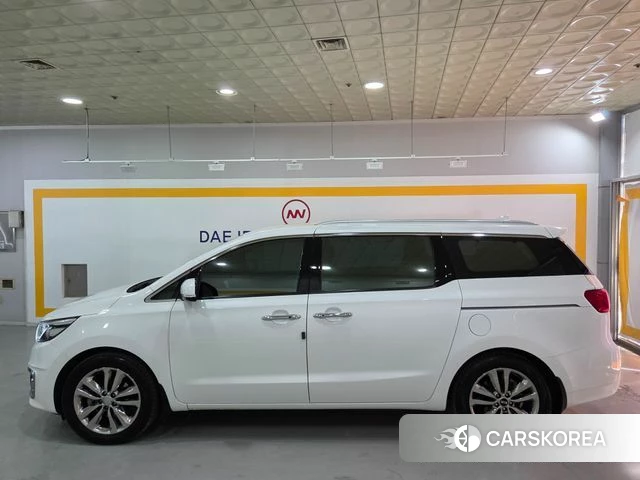 Kia All New Carnival id 3905961 из Кореи 14