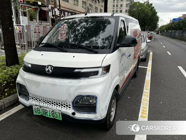 Beiqi Changhe BAIC EV5 2019 Белый из Китая, фото 4